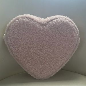 NWOT Stoney Clover Cozy Heart Pouch